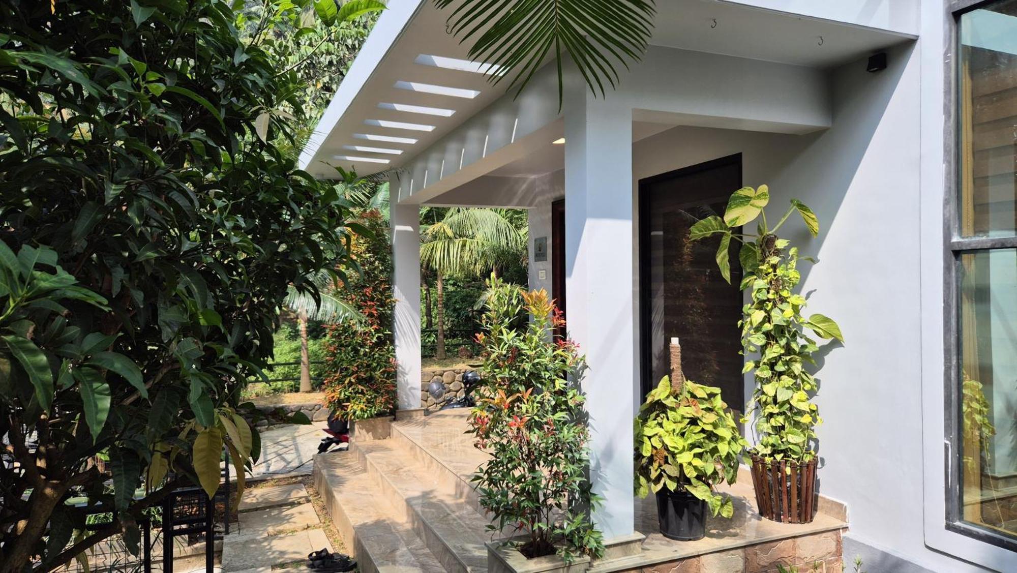 Orchid Villa Pinangode Εξωτερικό φωτογραφία