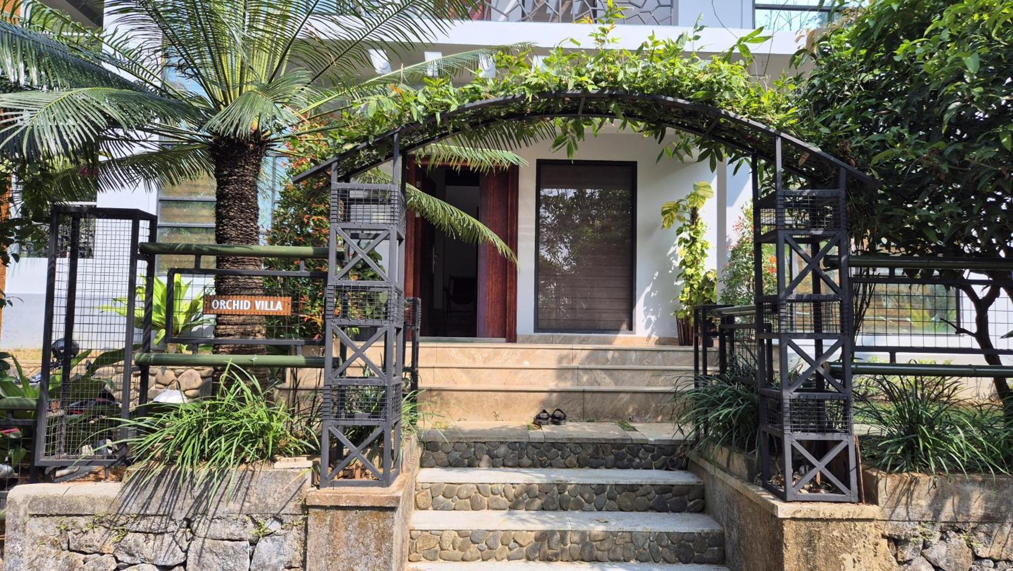 Orchid Villa Pinangode Εξωτερικό φωτογραφία